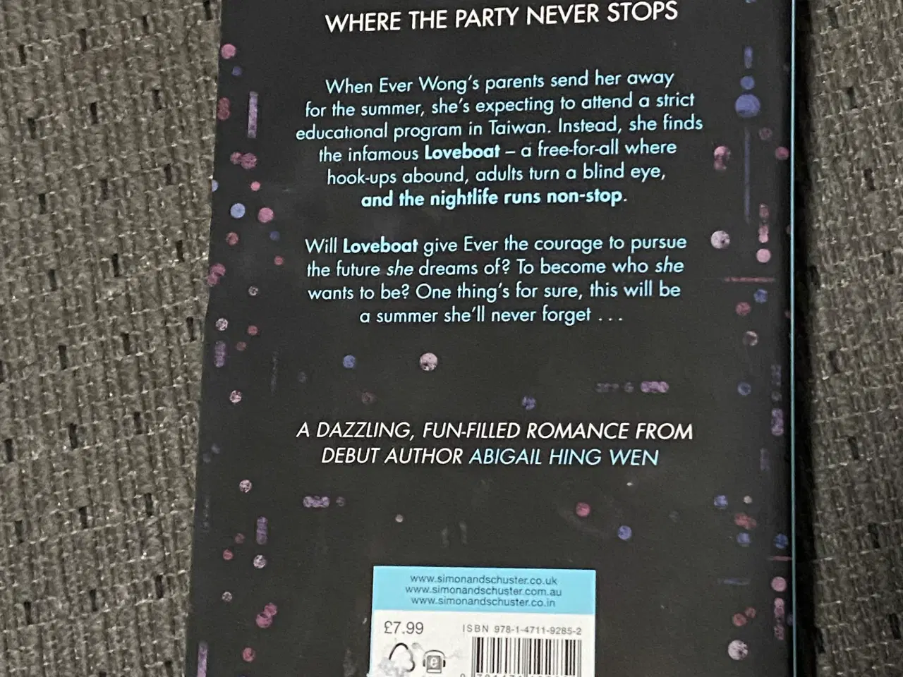 Billede 2 - “Loveboat, Taipei” af Abigail Hing Wen