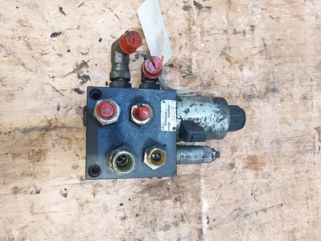 Billede 6 - JCB 4CX Ventilblok 333/06524 