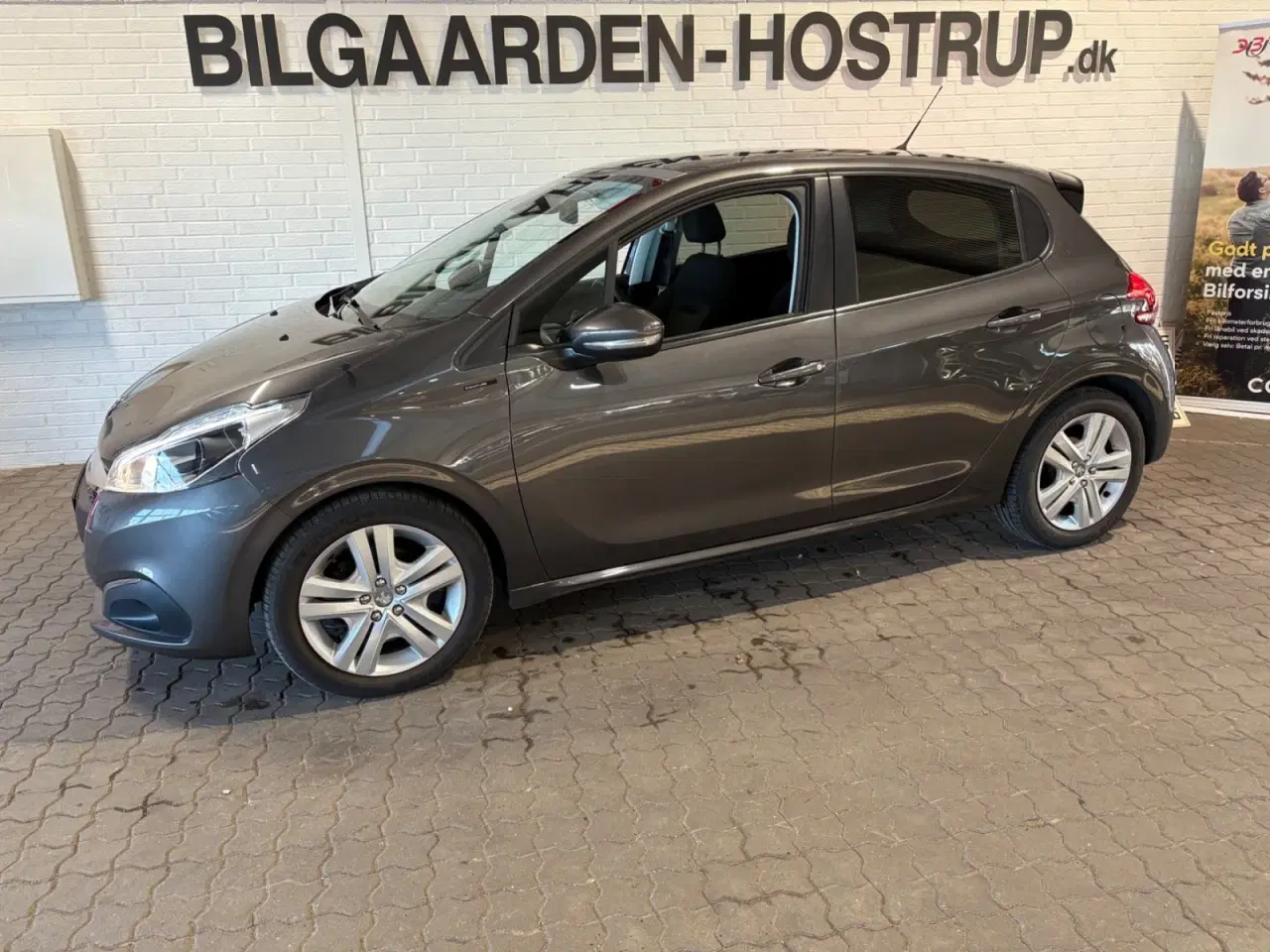 Billede 2 - Peugeot 208 1,5 BlueHDi 100 Signature Sky