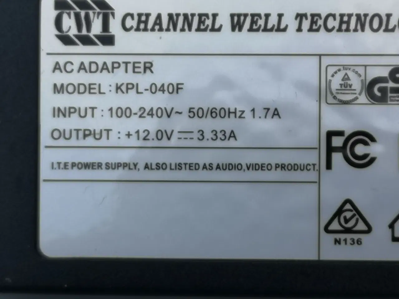 Billede 3 - AC Adapter 220 til 12 volt