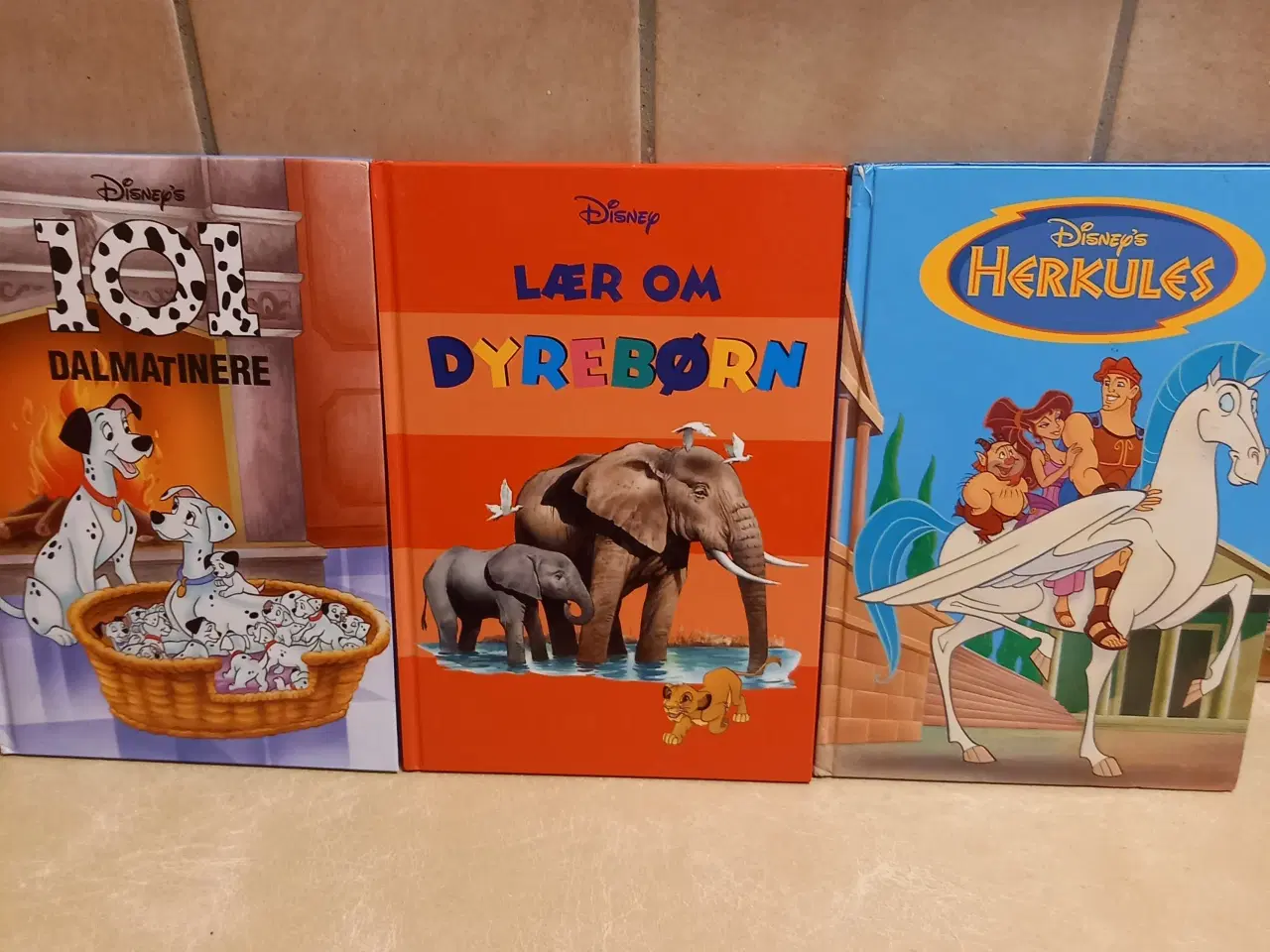 Billede 1 - Disney bøger: 101 dalmatinere, Lær om dyrebørn og 
