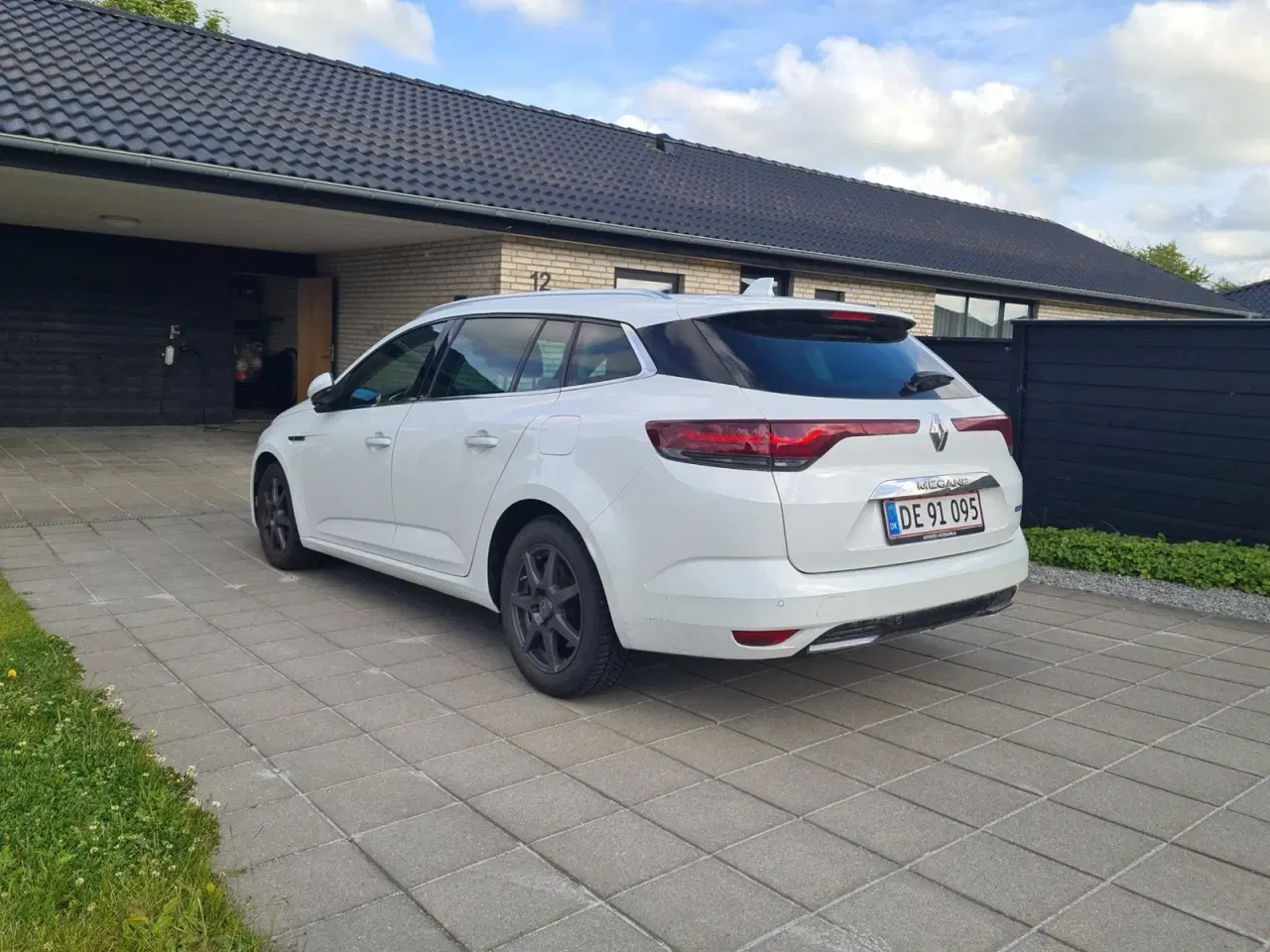 Billede 6 - Renault Megane IV 1,6 E-Tech Zen Sport Tourer