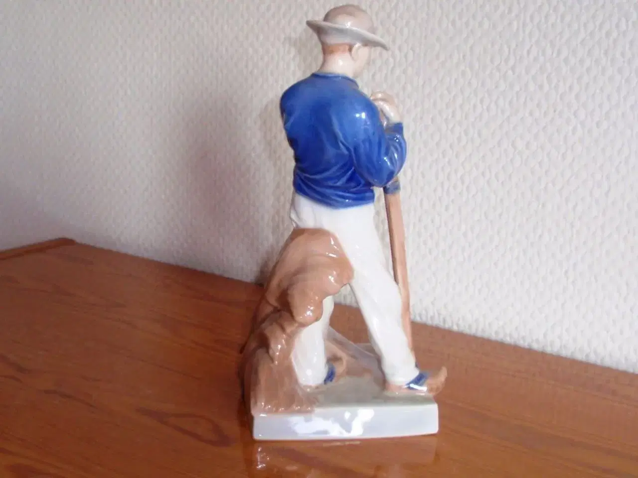 Billede 3 - Royal Copenhagen figur nr 685