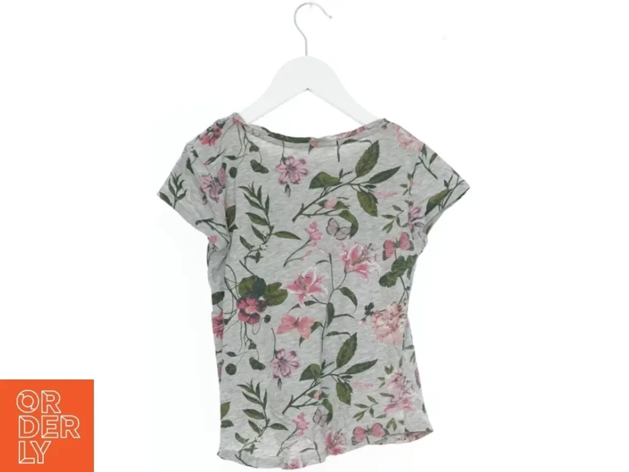 Billede 2 - Bluse med blomsterprint fra H&M (str. 140)