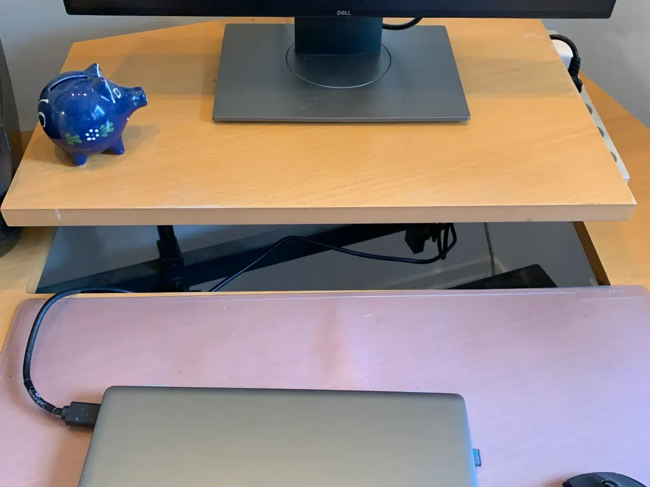 Billede 5 - Hæve/sænkebord med mange muligheder