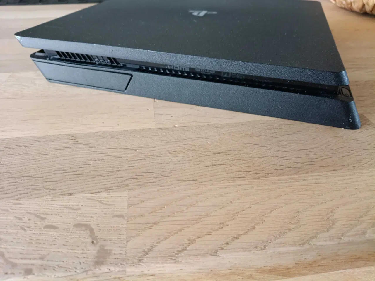 Billede 2 - Perfekt PS4 Slim klar til brug