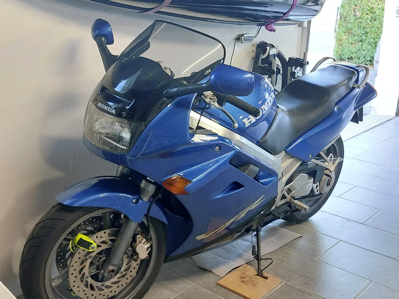 Billede 3 - Honda VFR750F 