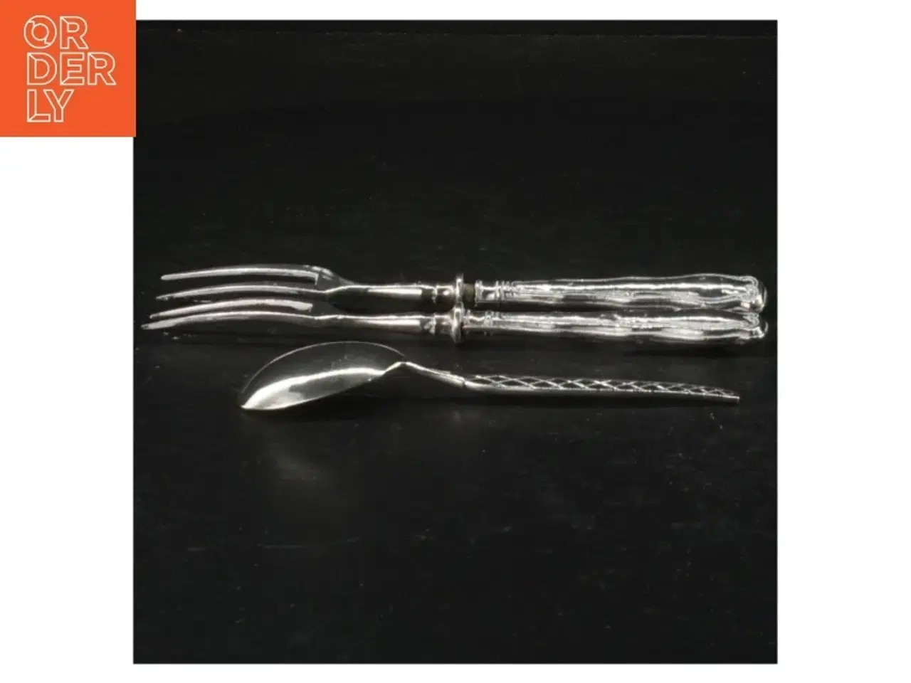 Billede 3 - Sølvbestikssæt  (str. 17 cm. og 13 cm)
