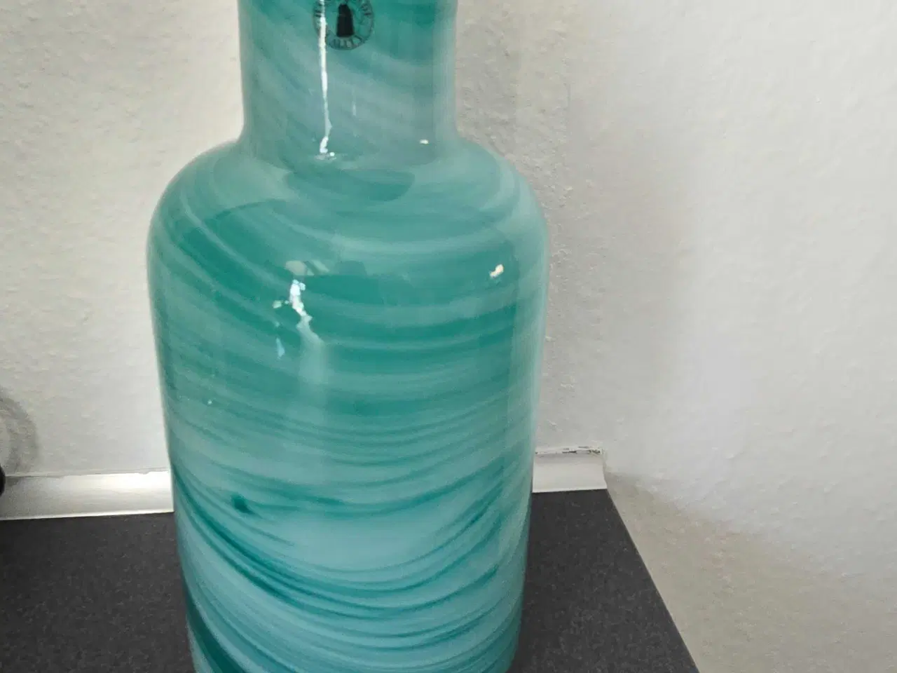 Billede 3 - Rigtig fint Håndlavet Vase 