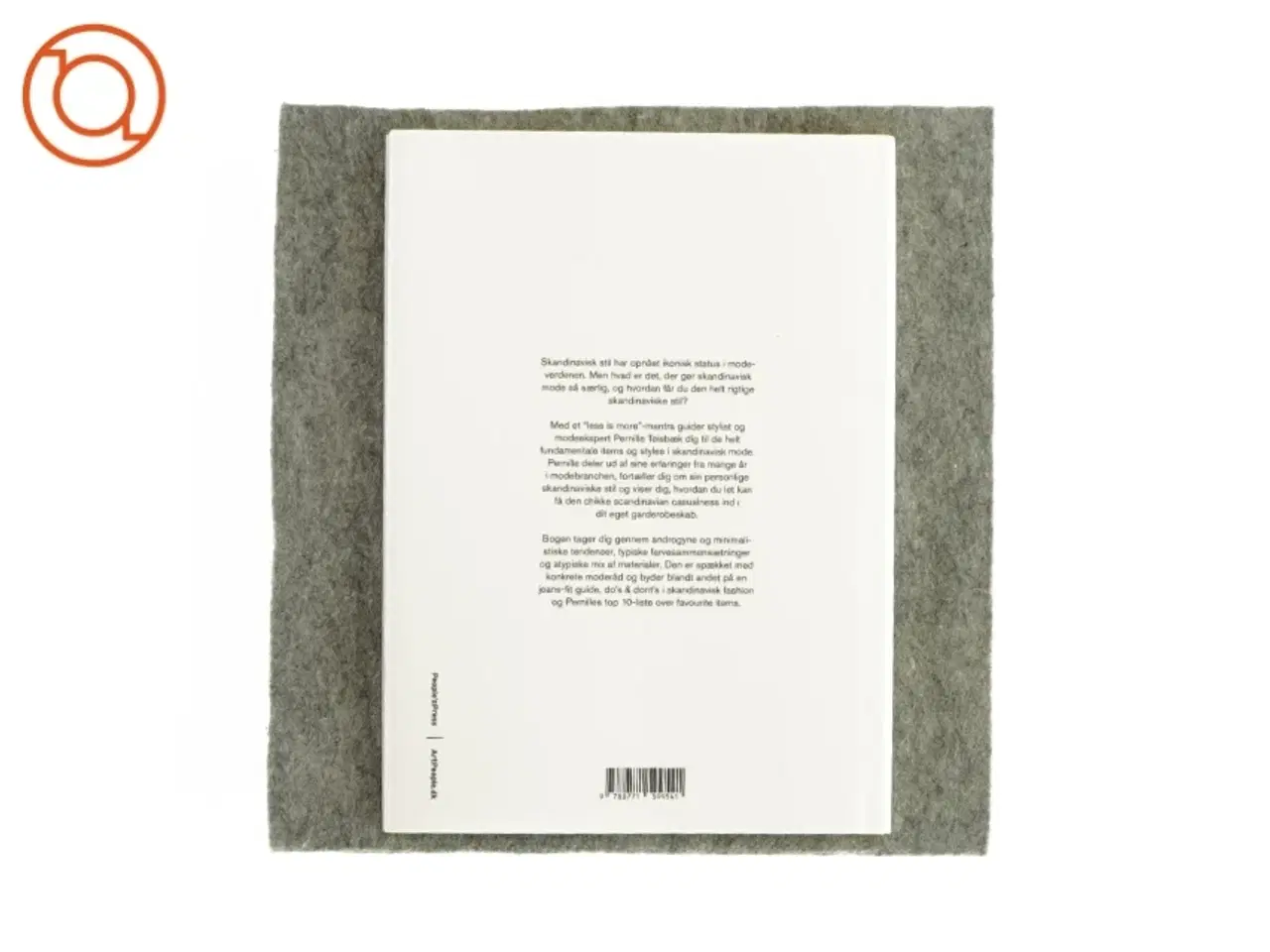 Billede 2 - Dress Scandinavian af Pernille Teisbæk (bog)