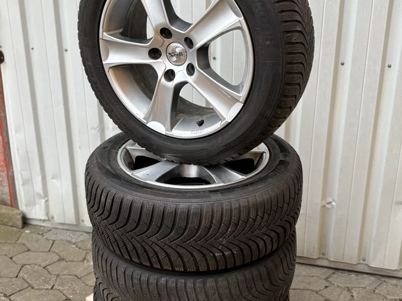 Billede 1 - 16” alufælge på vinterdæk ET47 fra Audi A3