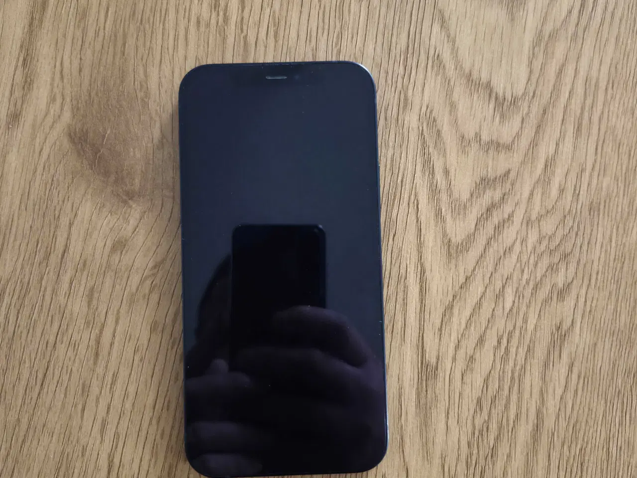 Billede 3 - iPhone 12 64 GB i fin stand