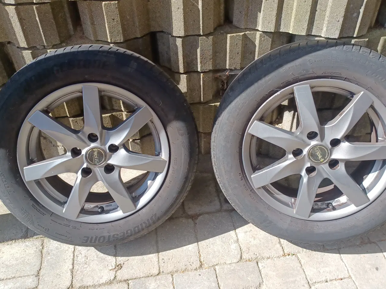 Billede 3 - Toyota alufælge.