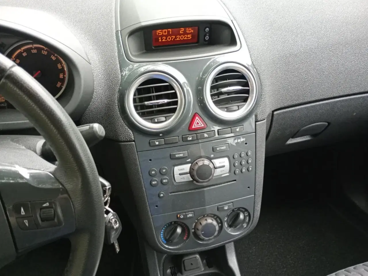Billede 8 - Opel Corsa 1,2 16V Cosmo aut.