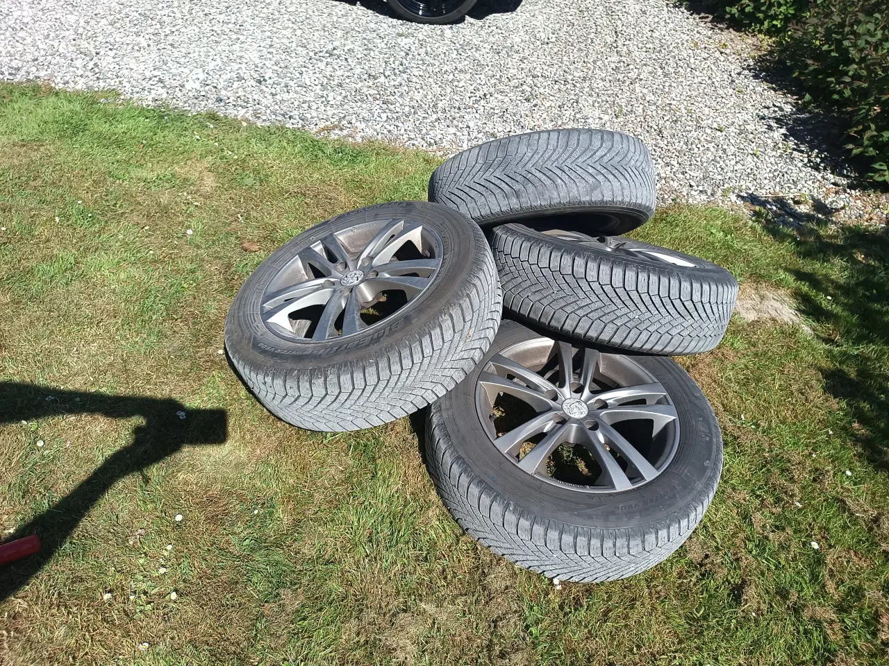 Billede 3 - Alufælge med vinterdæk Nissan Juke