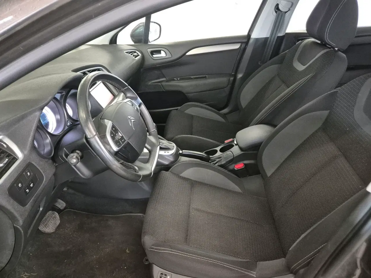 Billede 8 - Citroën C4 1,6 Blue HDi Iconic EAT6 start/stop 120HK 5d 6g Aut.