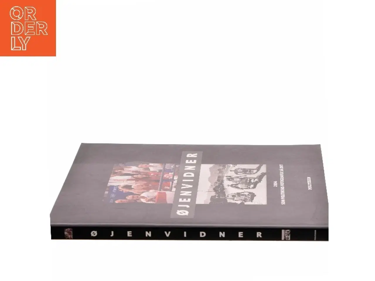 Billede 2 - Øjenvidner : 2004 som Politikens fotografer så det (Bog)