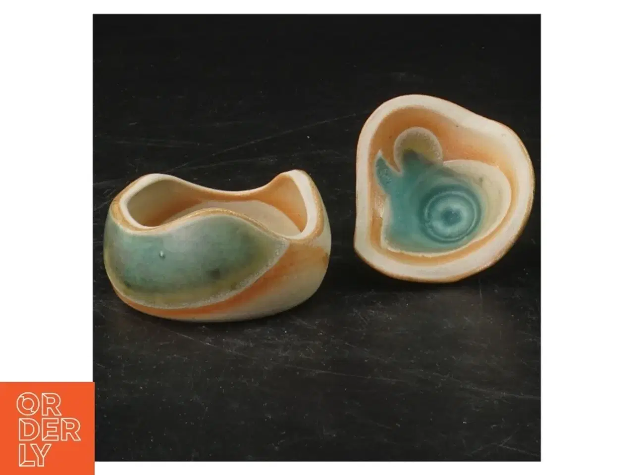Billede 2 - Keramisk skål med låg (str.  6x6 cm)