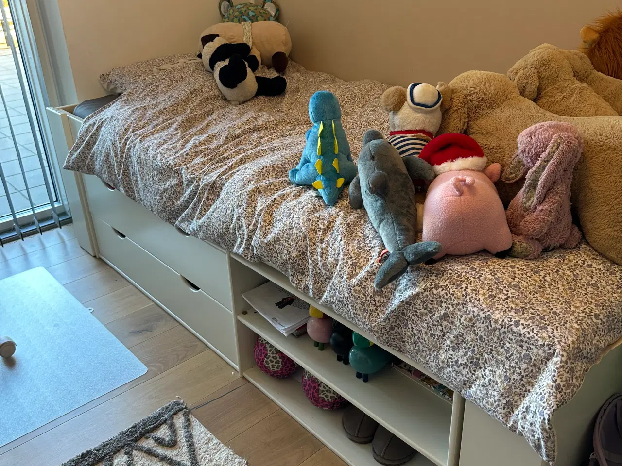 Billede 1 - Flot enkeltmandsseng med opbevaring