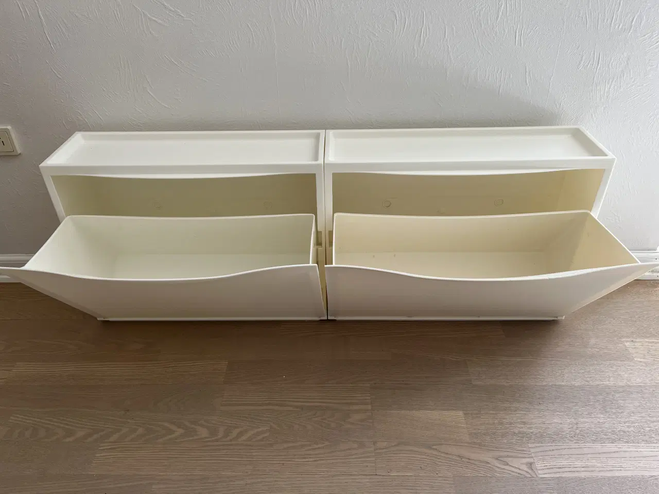 Billede 9 - Hvide IKEA TRONES skokasser - 75 kr./stk.