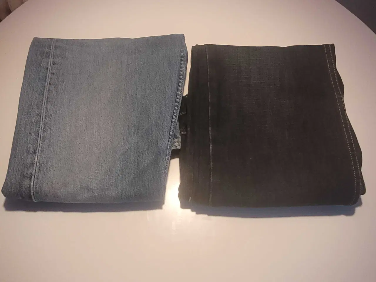 Billede 8 - Levis + Marcus 285kr.med fragt
