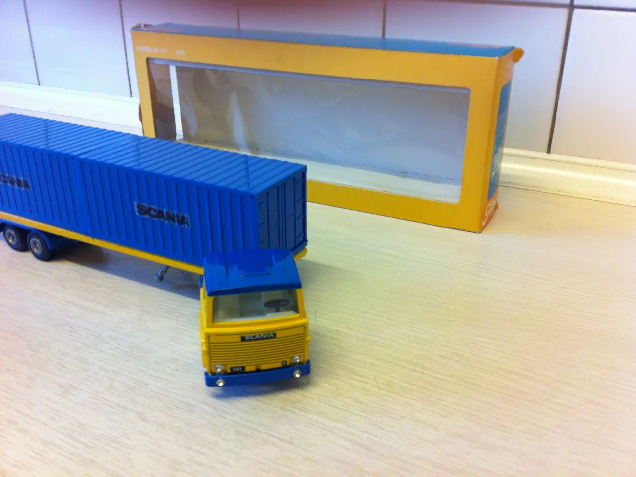 Billede 3 - Samler objekt: Tekno Danmark 422  Scania  LB 141 