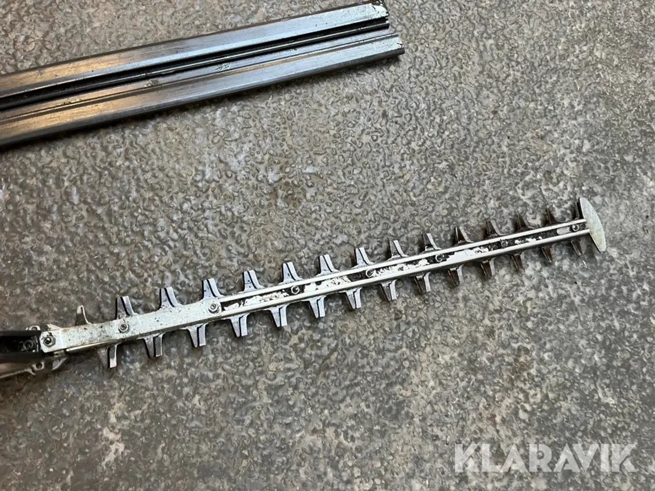 Billede 5 - Hækkeklipper Husqvarna 520IHE3