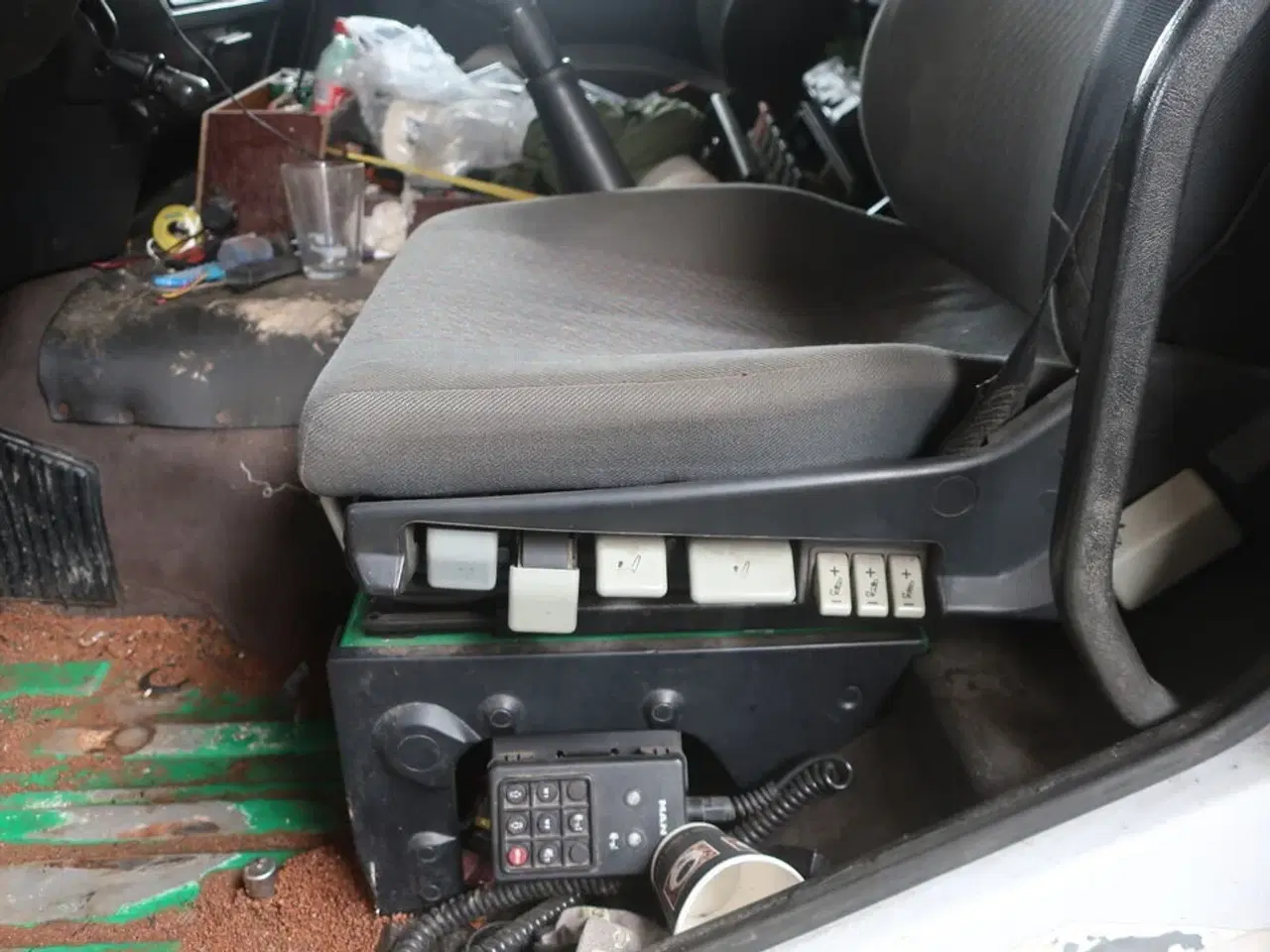 Billede 23 - Lastbil MAN 14.224 m. HIAB kran