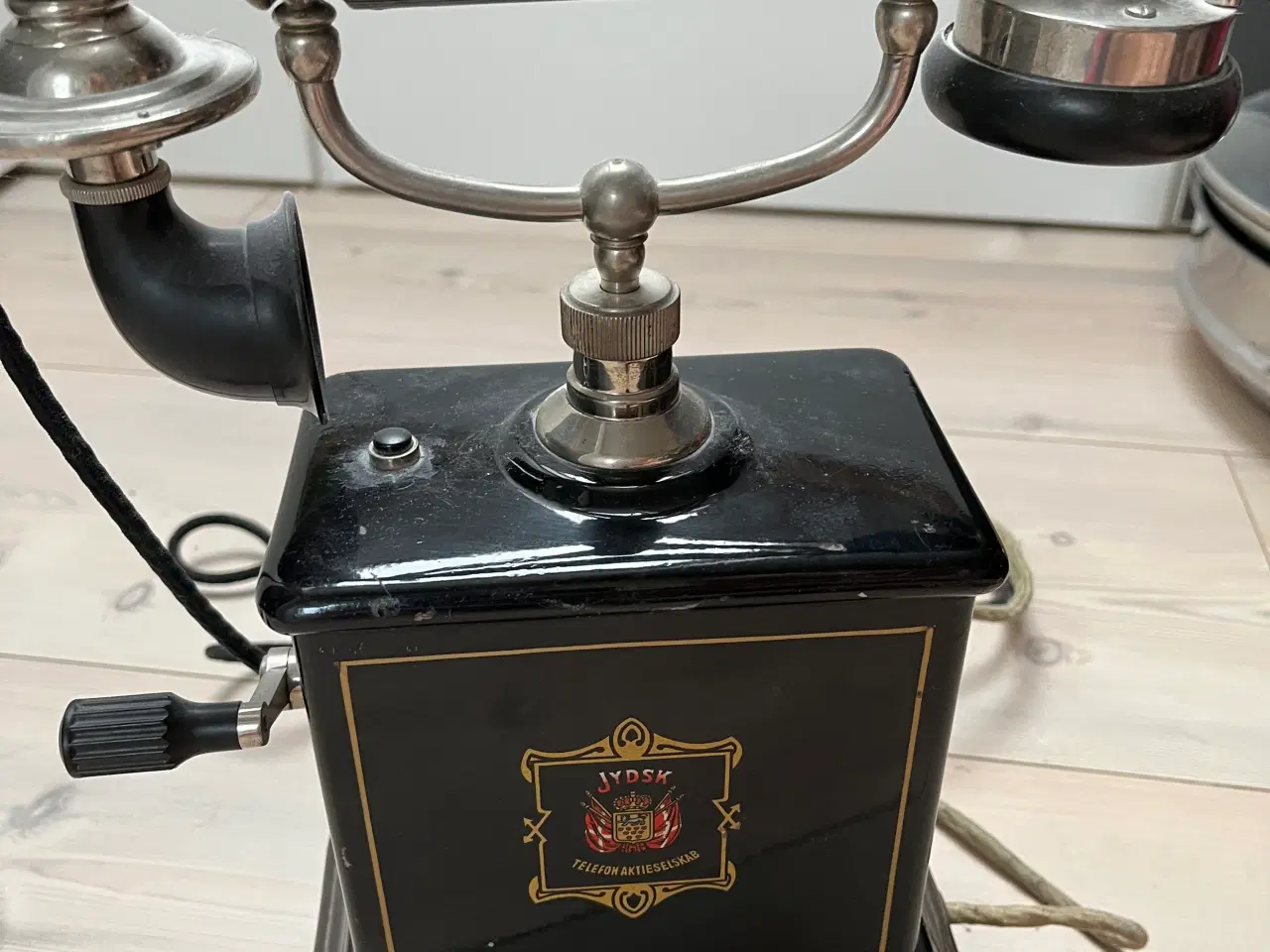 Billede 1 - Antik bordtelefon