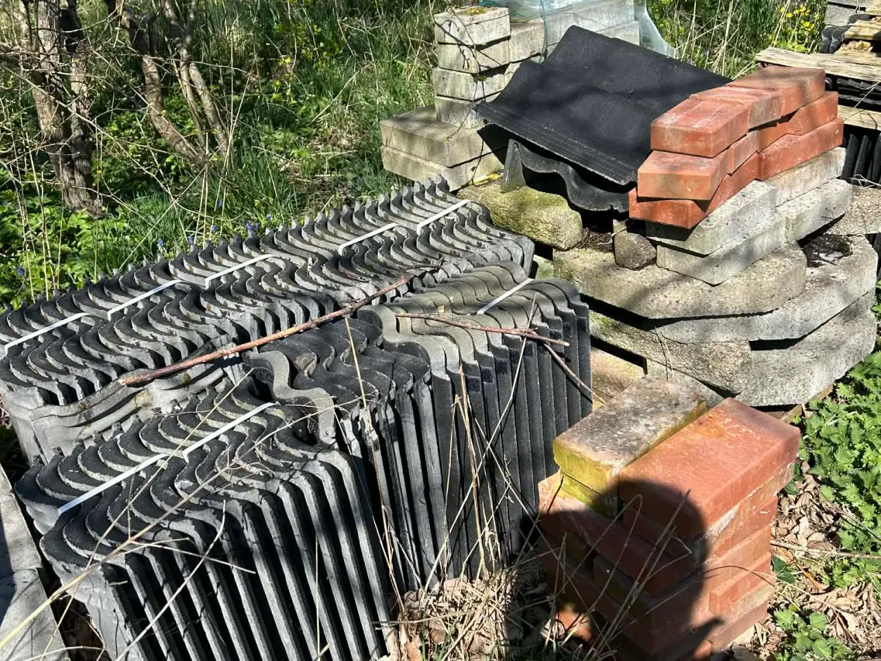 Billede 1 - MONIER TAGSTEN B&C, almindelige og sidesten