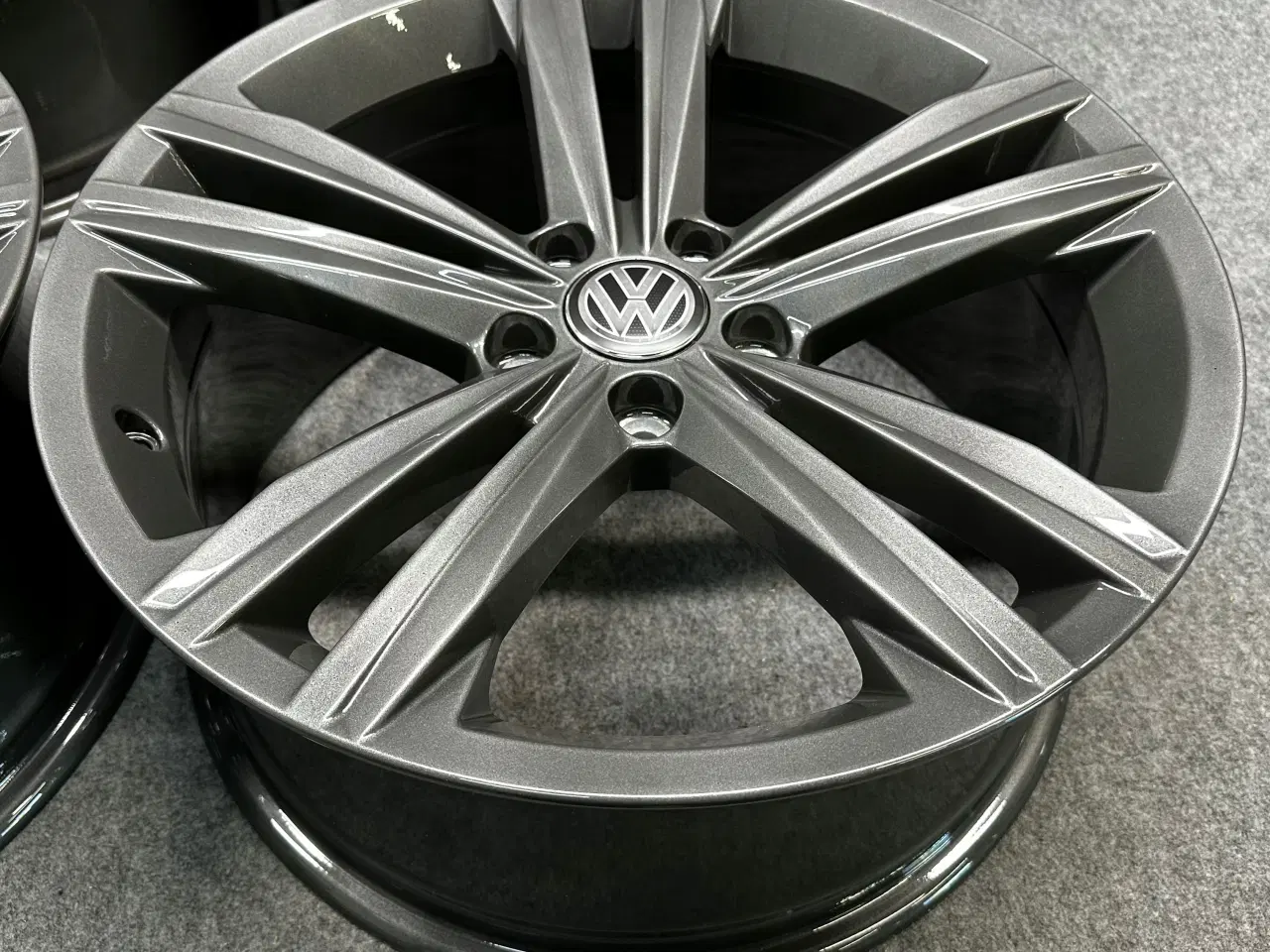 Billede 9 - VW PASSAT B8 ARTEON 3G 3G8 8.0" x 18" 5x112 ET 40