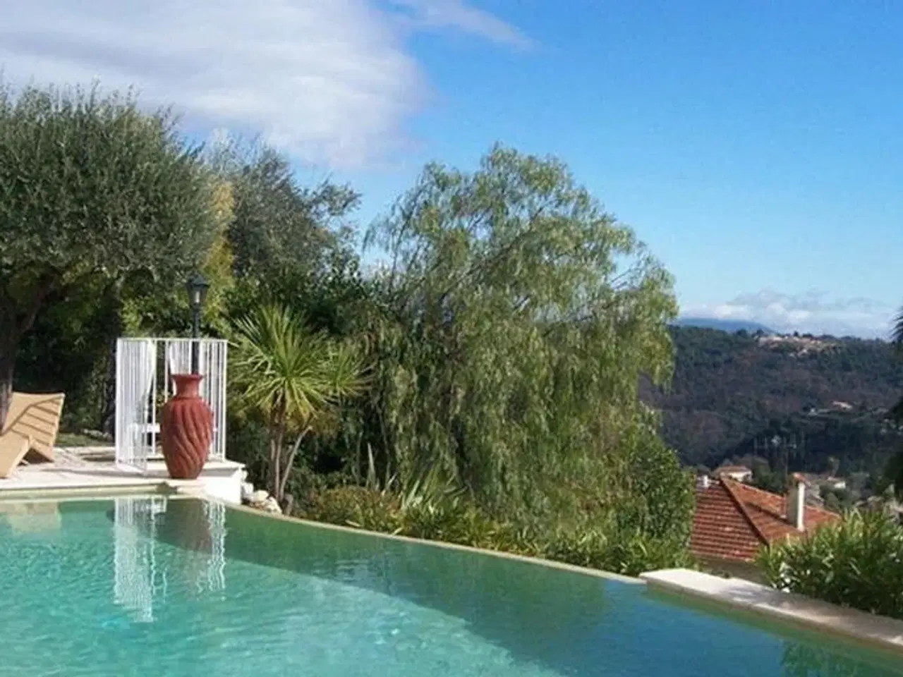 Billede 2 - Provence - Havudsigt - Pool - Vence<br>4 personer - Ugenert - Internet - Veludstyret stenhus