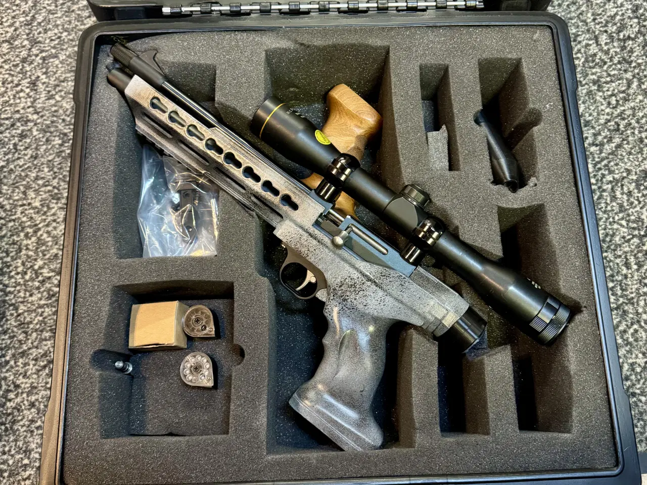Billede 1 - PCP gevær, pistol og pumpe