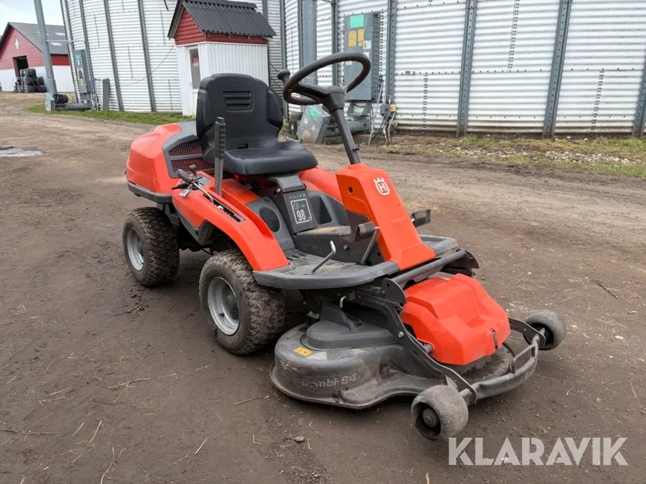 Billede 11 - Græsslåmaskine Husqvarna R214TC