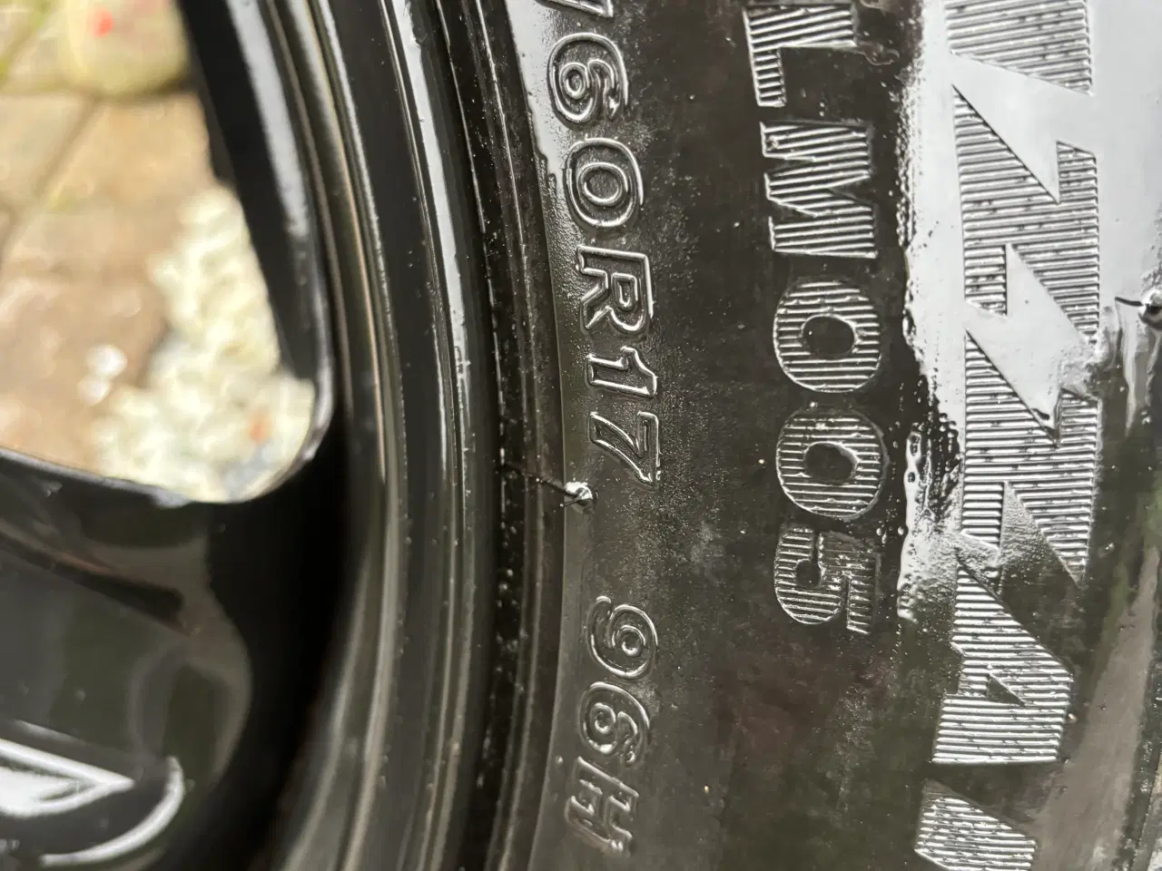 Billede 2 - 215/60R17  4 x Vinterdæk på Fælge RENAULT CAPTUR s