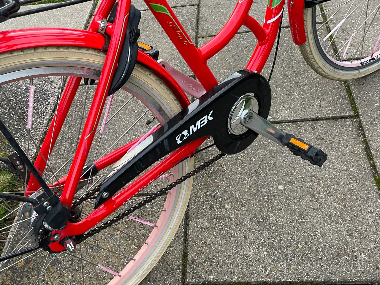 Billede 5 - Velholdt 26” MBK pigecykel