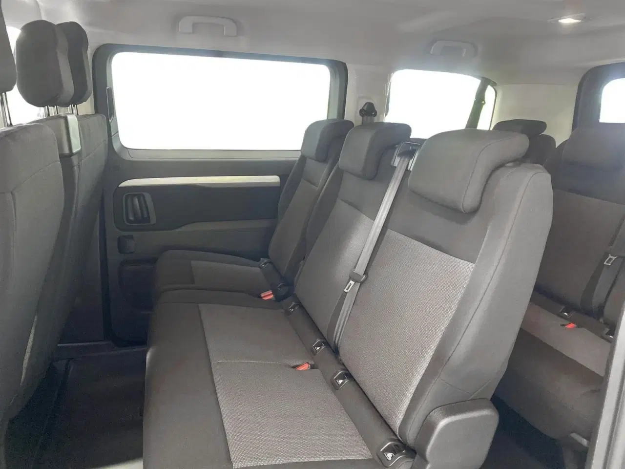 Billede 8 - Peugeot e-Traveller 50 L2 Business