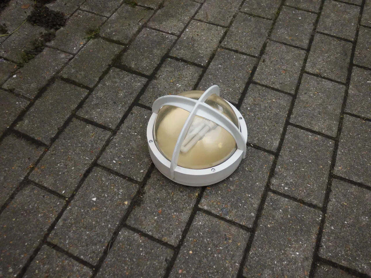 Billede 2 - Pirat NSC skotlampe , den store i hvid