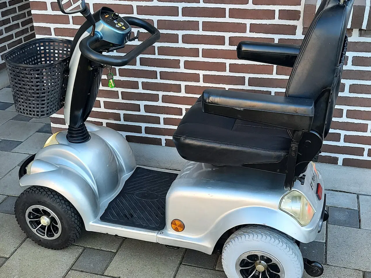 Billede 5 - Elscooter 4hjulet med nye batterier 
