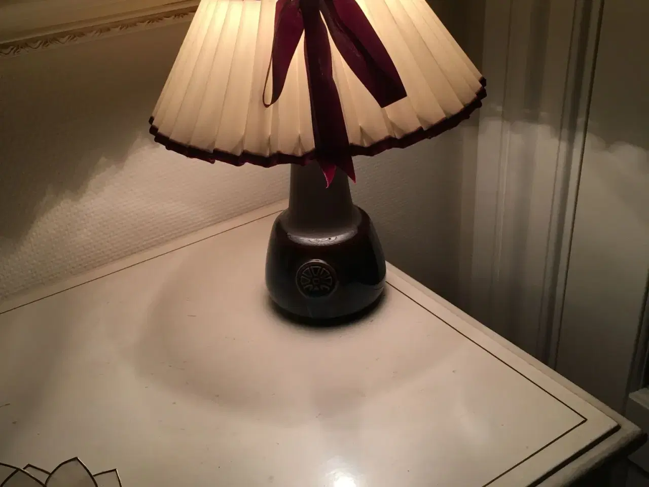 Billede 5 - Smuk bordlampe ca. 30cm høj