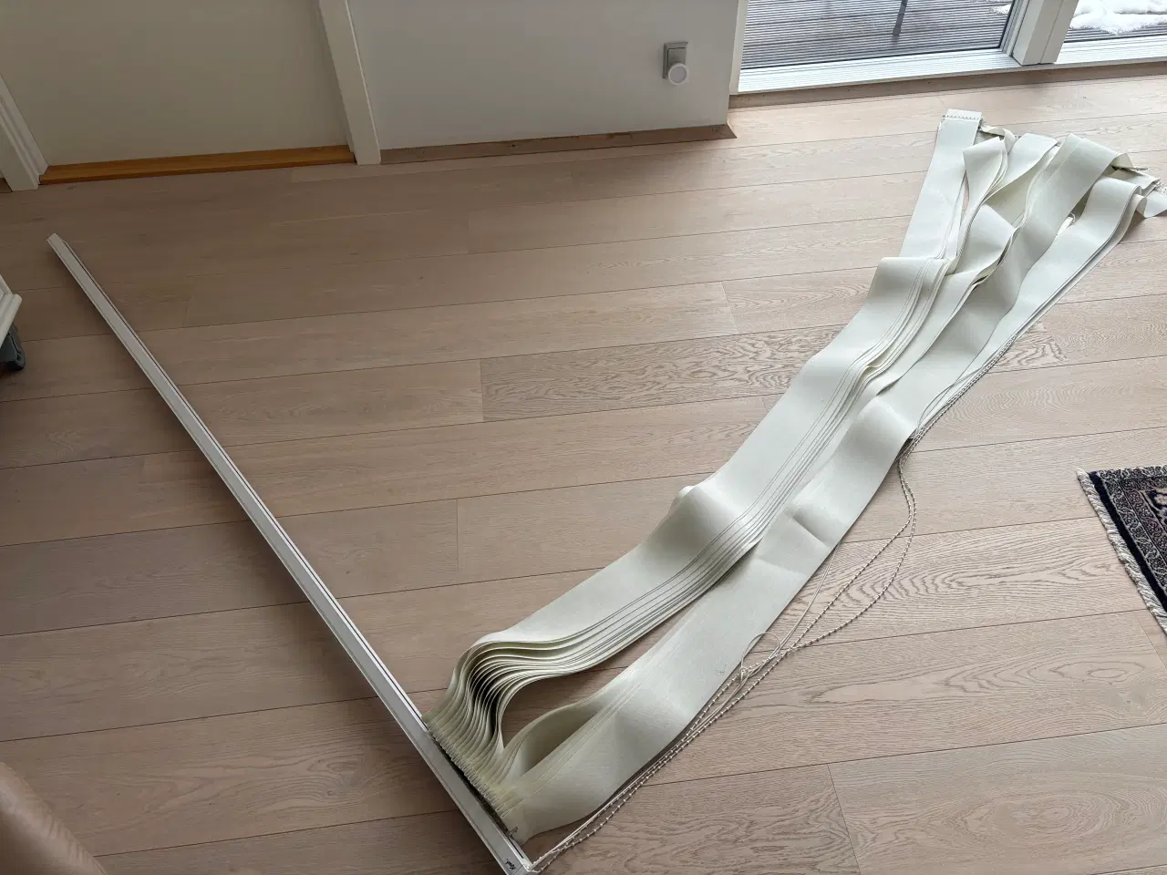 Billede 1 - Lamelgardiner Kirsch