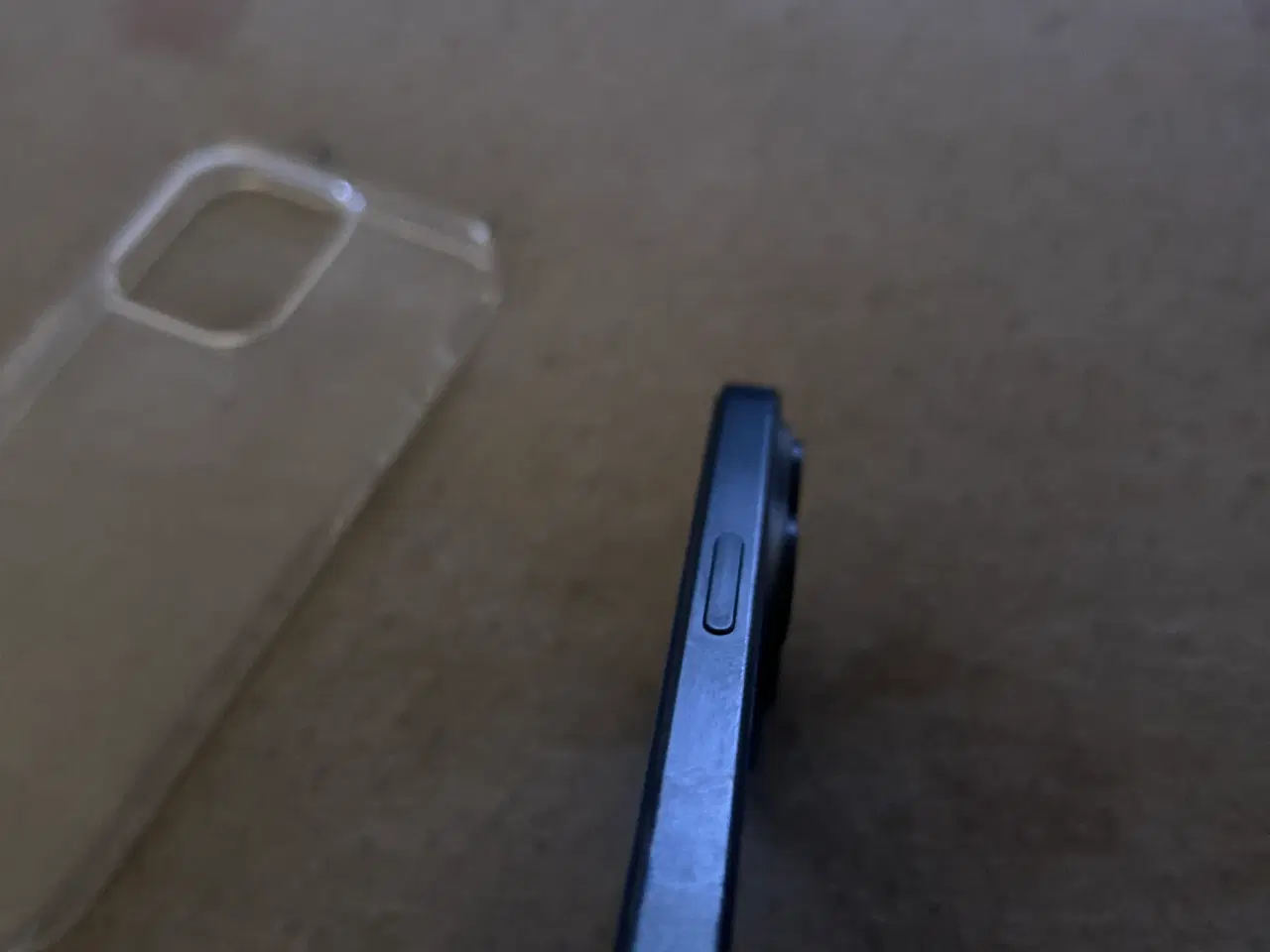 Billede 6 - iPhone 15 Pro 128GB – Sort – Perfekt stand