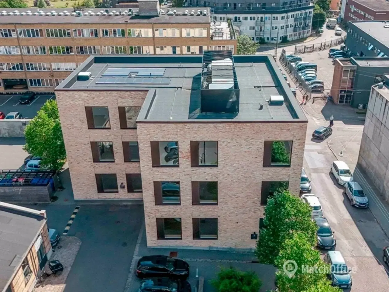 Billede 1 - Kontordomicil med kant  - hvor æstetik og funktion mødes