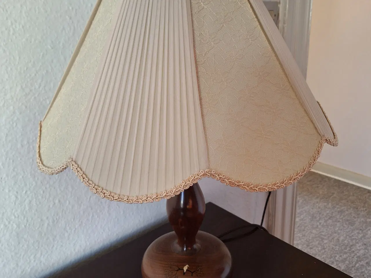 Billede 3 - Sjælden træ bordlampe