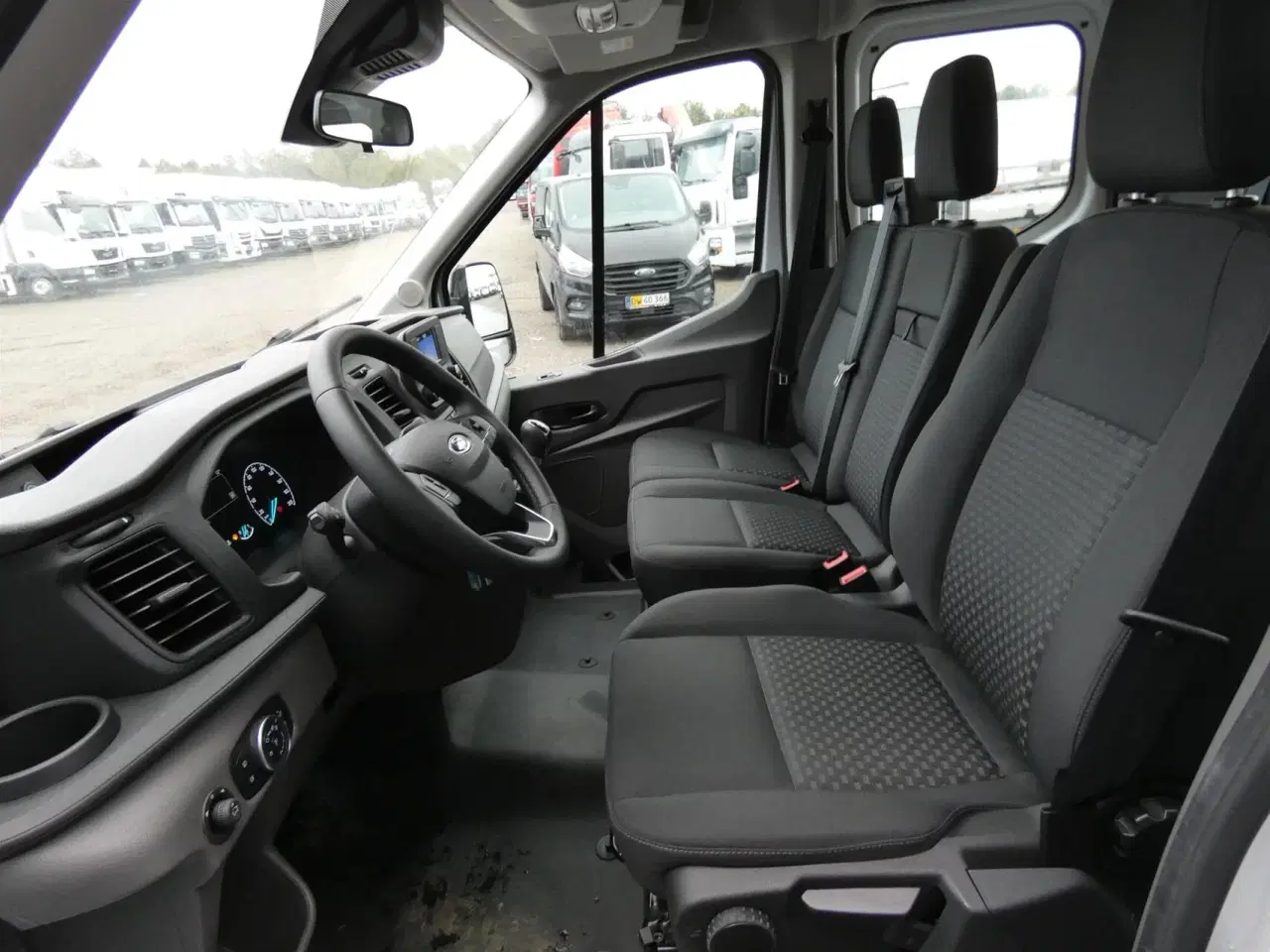 Billede 9 - Ford Transit 350 L3H1 2,0 TDCi Trend 130HK DobKab 6g