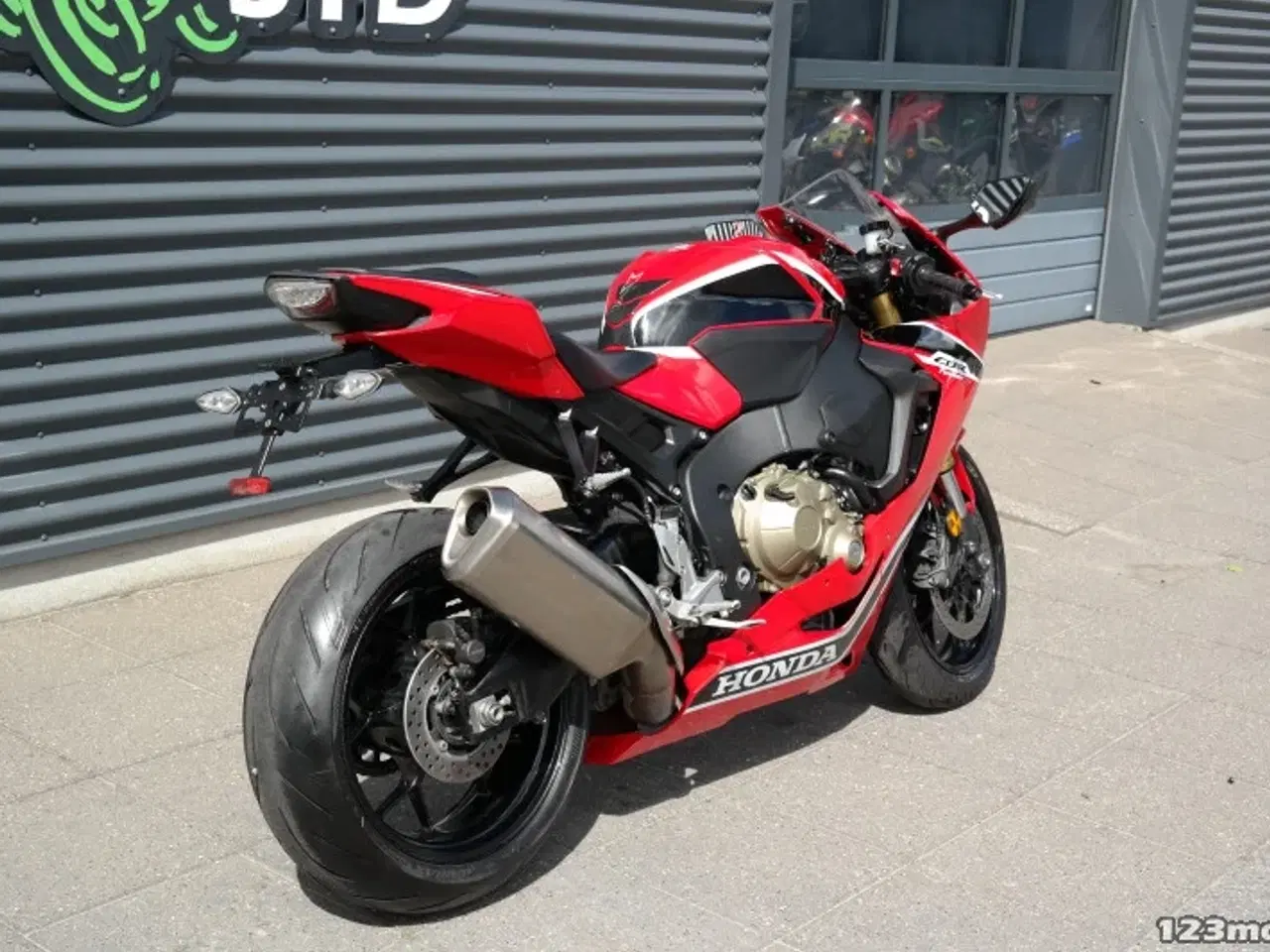 Billede 3 - Honda CBR 1000 RR Fireblade MC-SYD       BYTTER GERNE