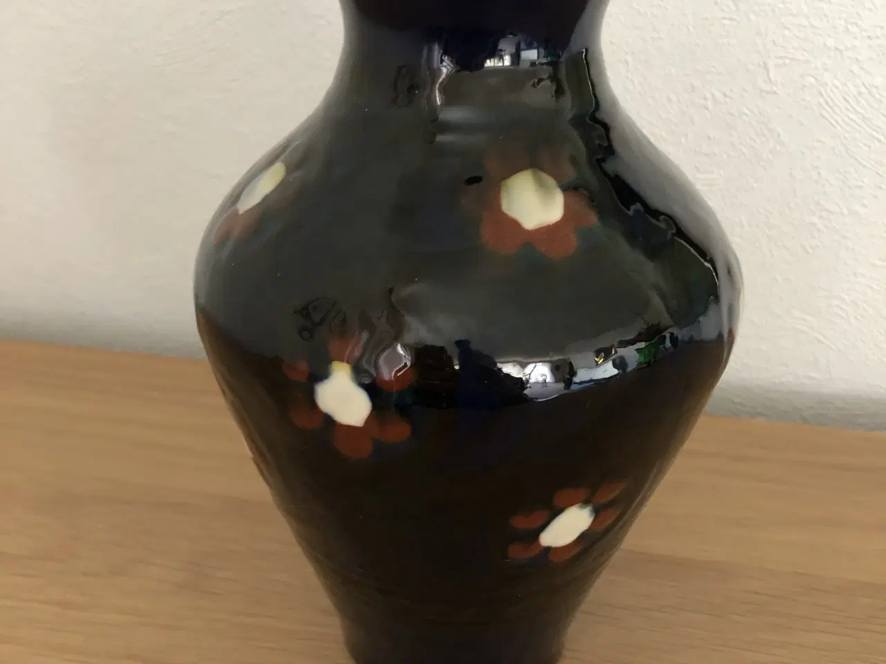 Billede 4 - Gl. Kahler vase