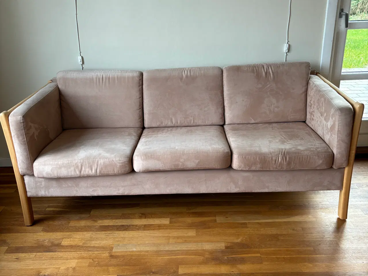 Billede 2 - Gratis sofa 