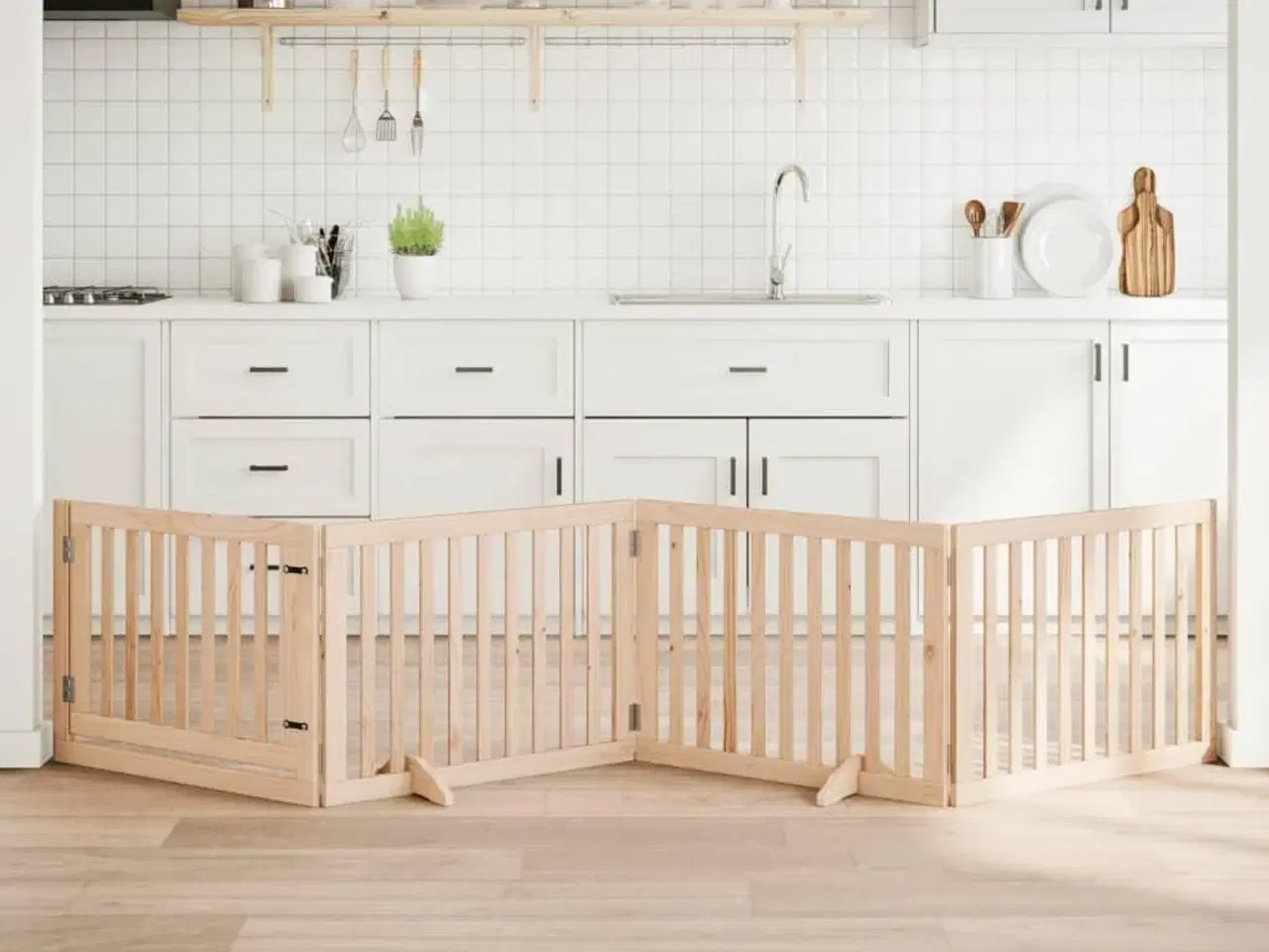 Billede 1 - Hundegitter med dør, foldbar, 4 paneler, 320 cm, poppeltræ