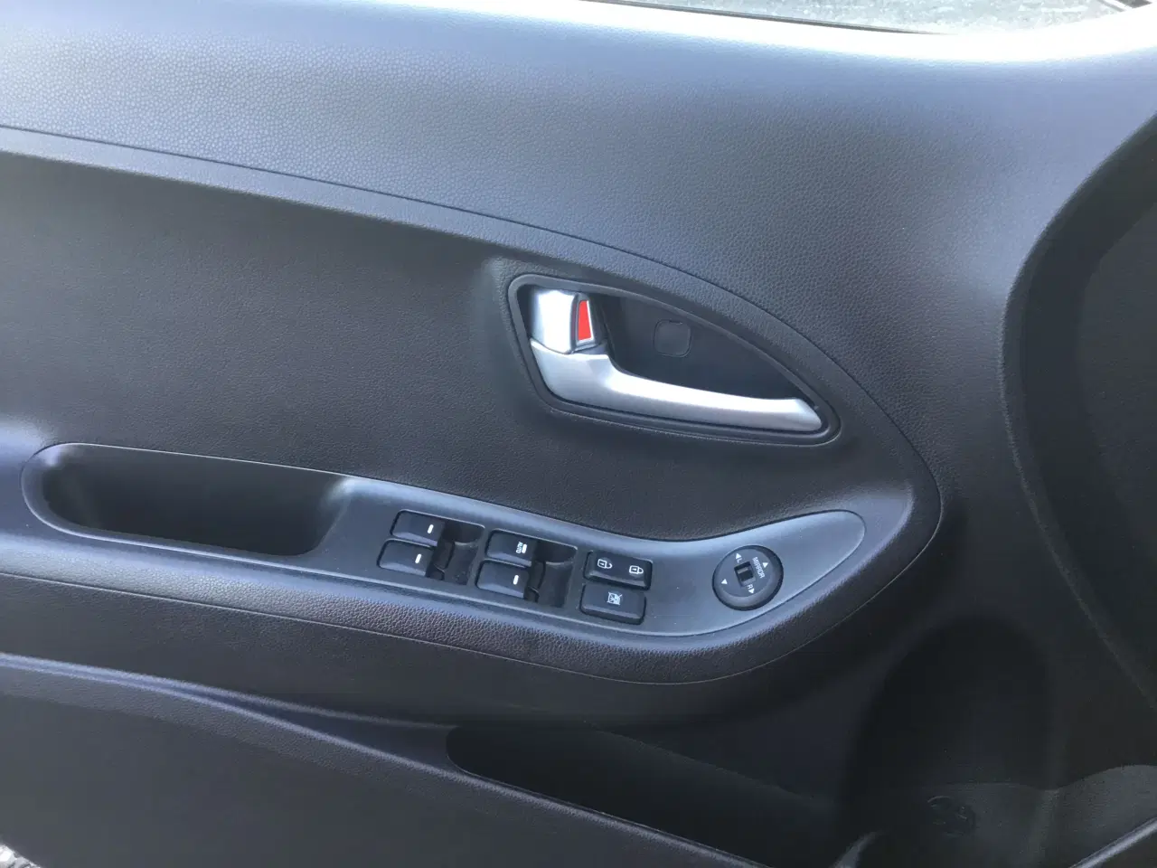 Billede 9 - Kia picanto 1.0 5 døre lev nysynet aircon mm 